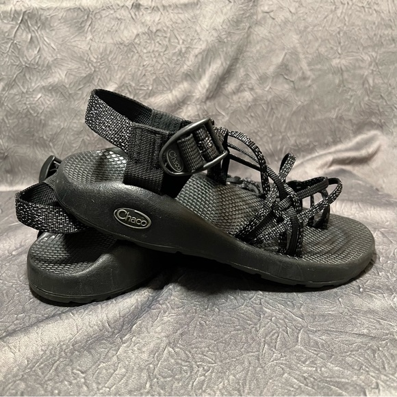 Chaco Sandals Size 9 - Picture 1 of 7